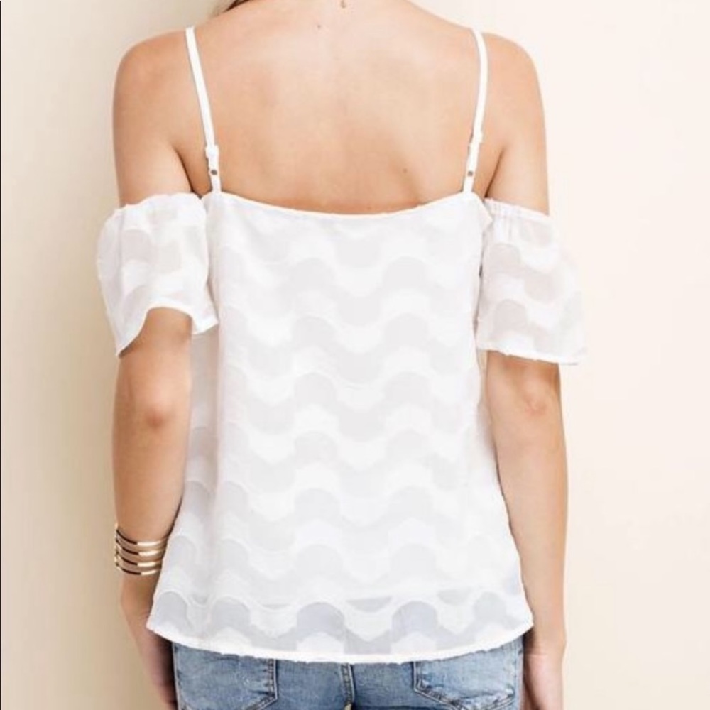 Cold Shoulder Boho Top - Picture 3 of 4